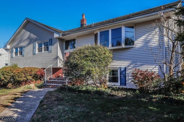 74 Newman St, Metuchen Boro, NJ 08840