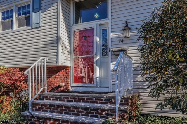 74 Newman St, Metuchen Boro, NJ 08840
