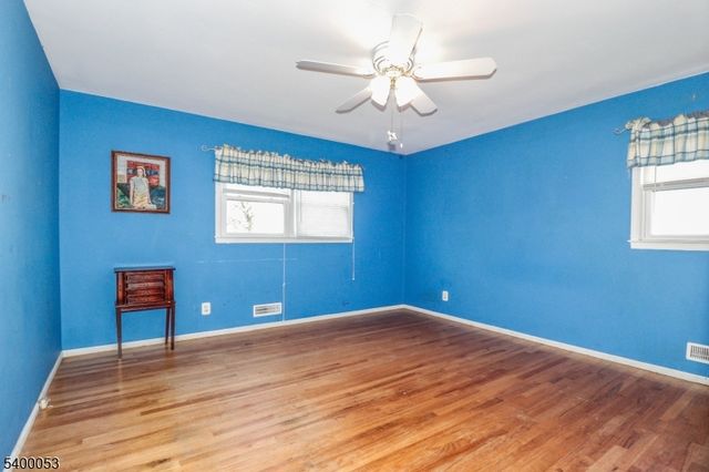 74 Newman St, Metuchen Boro, NJ 08840