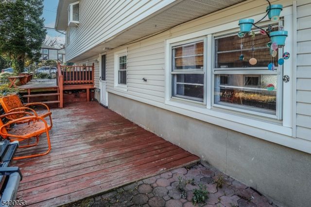 74 Newman St, Metuchen Boro, NJ 08840