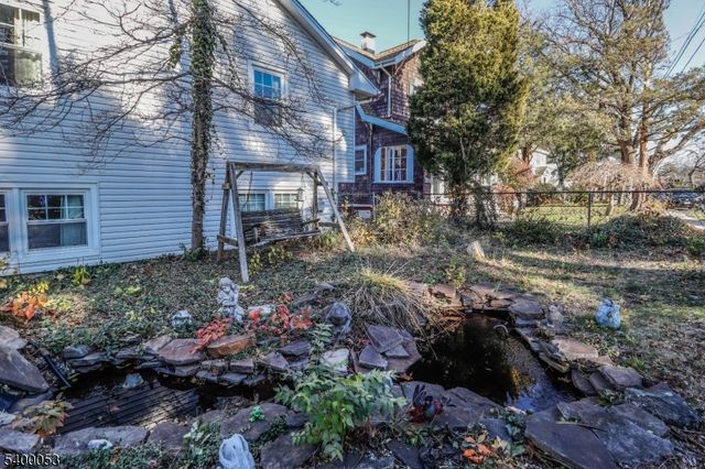 74 Newman St, Metuchen Boro, NJ 08840