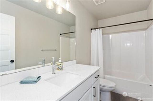 7713 92nd Place NE, Marysville, WA 98270