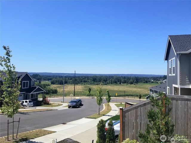 7713 92nd Place NE, Marysville, WA 98270