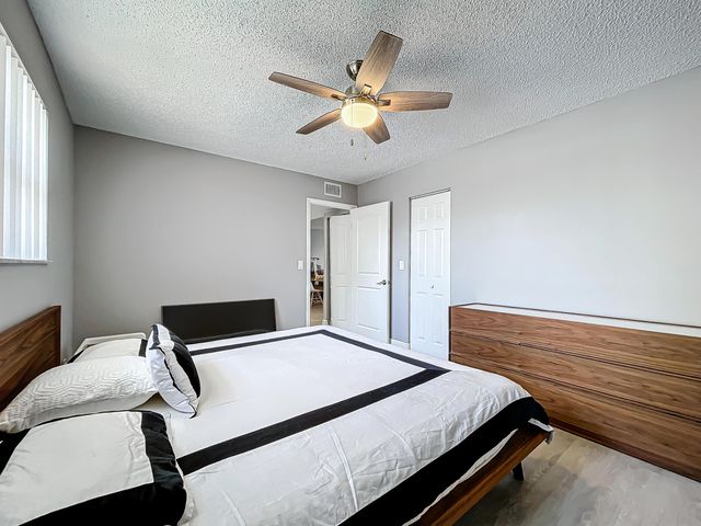 133 Lake Evelyn Drive, West Palm Beach, FL 33411