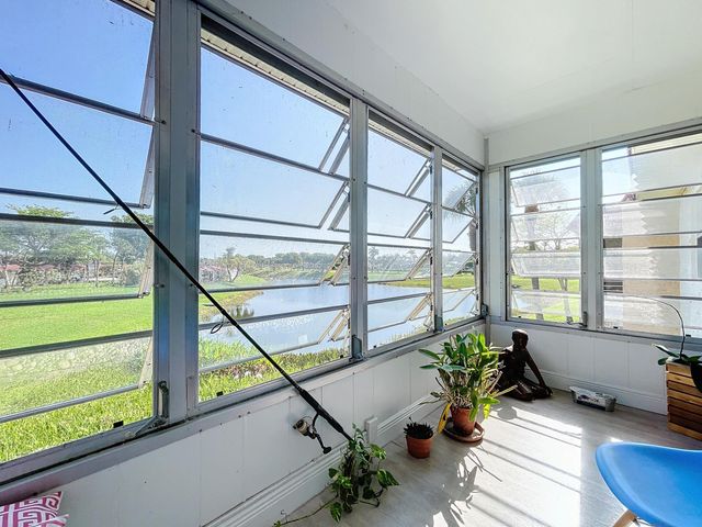 133 Lake Evelyn Drive, West Palm Beach, FL 33411