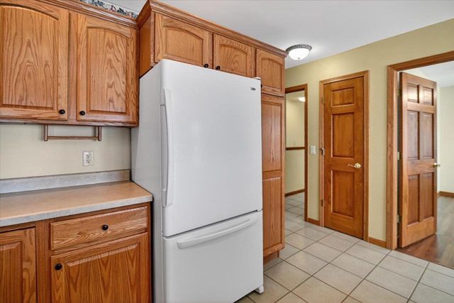 608 Springbrook Circle, Deforest, WI 53532