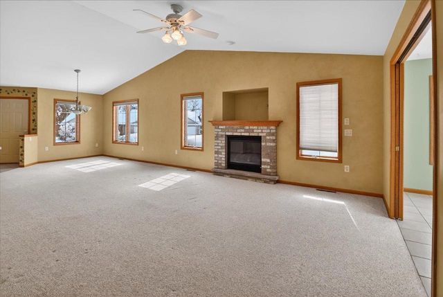 608 Springbrook Circle, Deforest, WI 53532
