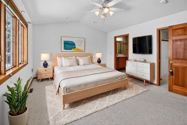 608 Springbrook Circle, Deforest, WI 53532