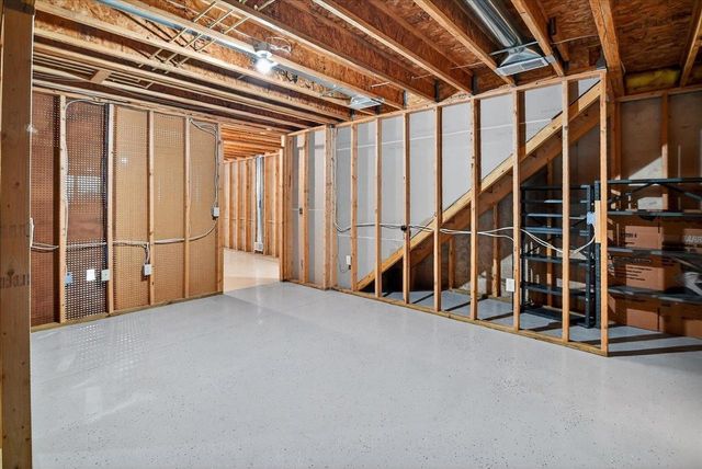 608 Springbrook Circle, Deforest, WI 53532