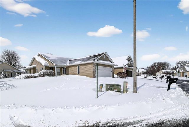 608 Springbrook Circle, Deforest, WI 53532