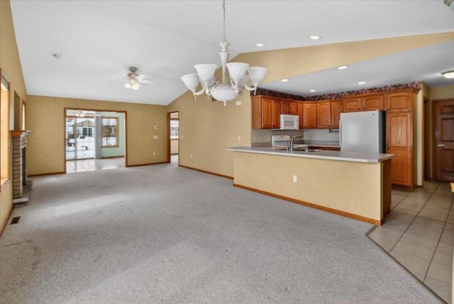 608 Springbrook Circle, Deforest, WI 53532