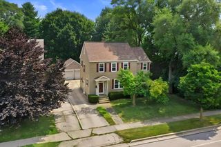 439 S Moreland BOULEVARD, Waukesha, WI 53188