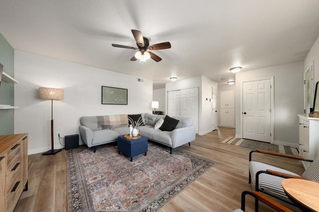 5417 Edgerly Way, Carmichael, CA 95608