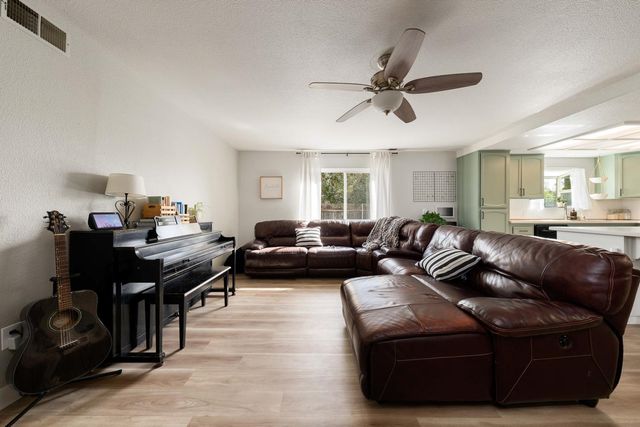 5417 Edgerly Way, Carmichael, CA 95608