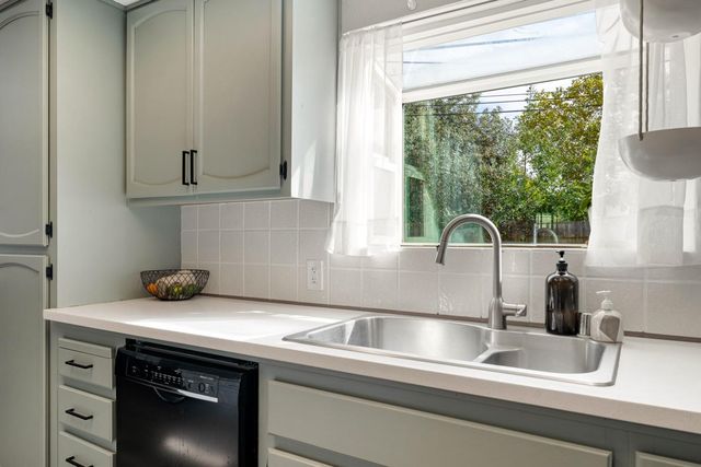 5417 Edgerly Way, Carmichael, CA 95608