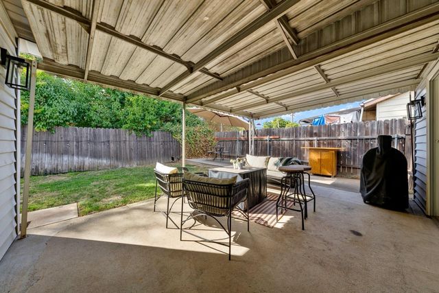 5417 Edgerly Way, Carmichael, CA 95608