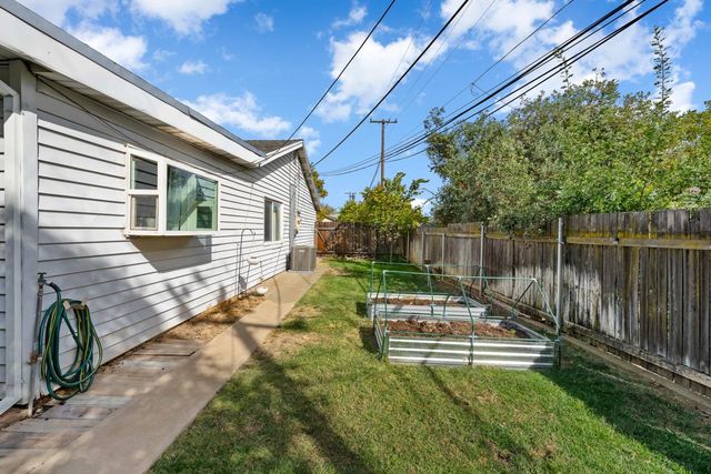 5417 Edgerly Way, Carmichael, CA 95608