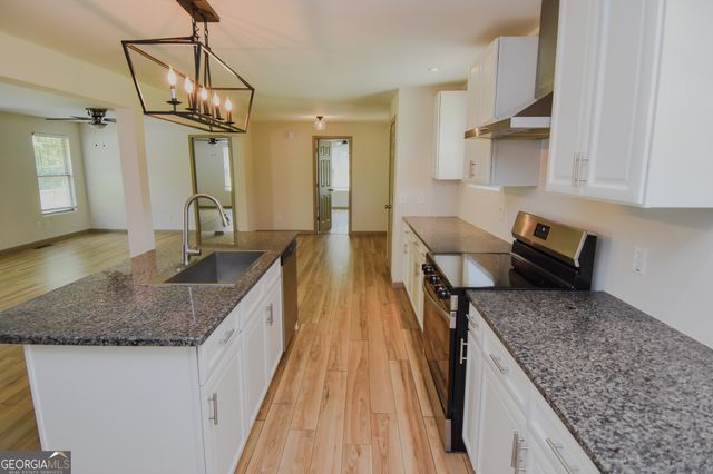 104 Gainer Road, Griffin, GA 30223