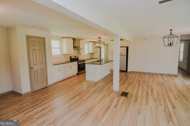 104 Gainer Road, Griffin, GA 30223