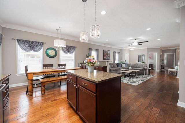 5736 Burke Circle, 503, New Albany, OH 43054