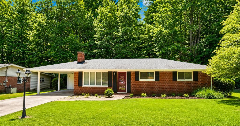 1217 Knapp Avenue, Morehead, KY 40351