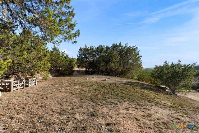 1597 Pipe Springs Drive, Lakehills, TX 78063