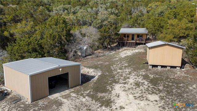 1597 Pipe Springs Drive, Lakehills, TX 78063