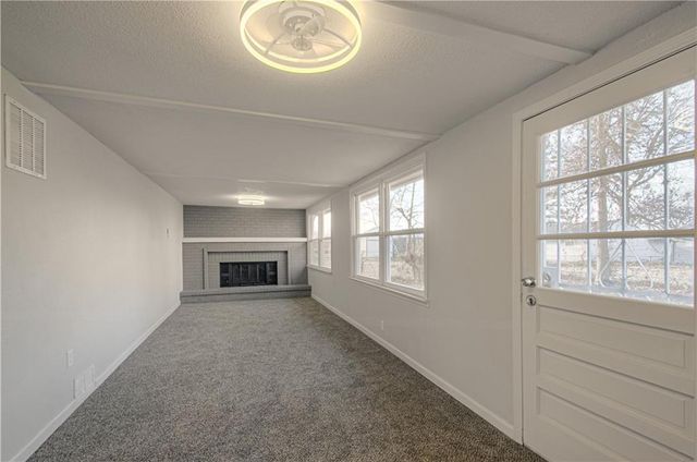 7304 E 109th Terrace, Kansas City, MO 64134