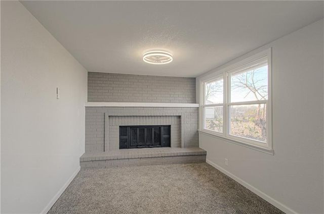 7304 E 109th Terrace, Kansas City, MO 64134