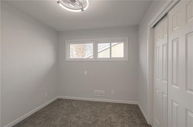 7304 E 109th Terrace, Kansas City, MO 64134