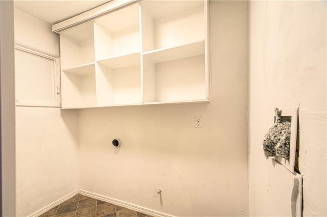 7304 E 109th Terrace, Kansas City, MO 64134