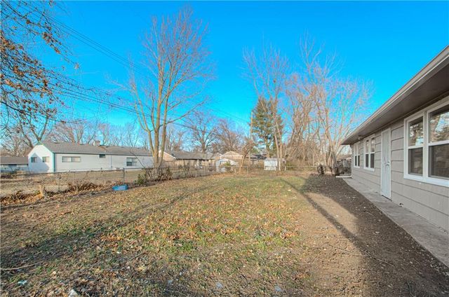 7304 E 109th Terrace, Kansas City, MO 64134