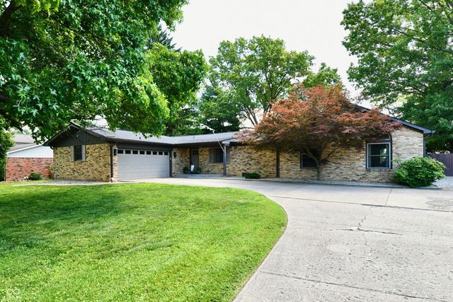 2999 Woodside Drive, Plainfield, IN 46168