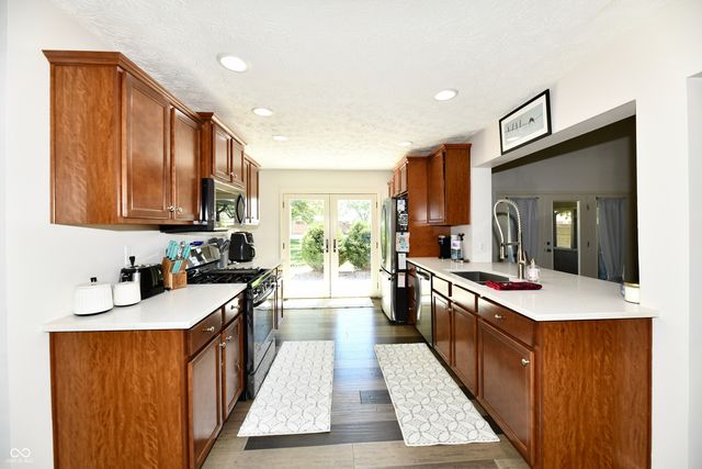 2999 Woodside Drive, Plainfield, IN 46168
