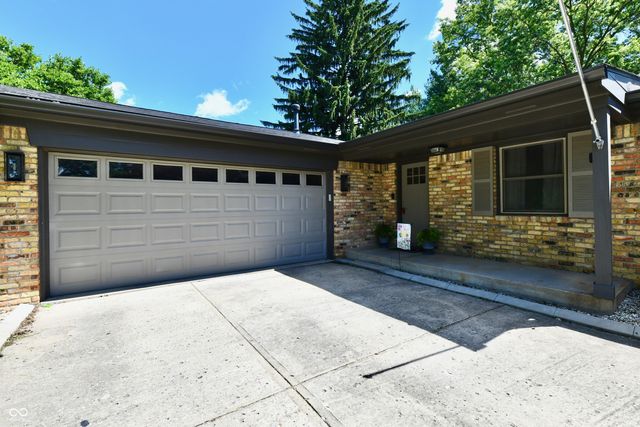 2999 Woodside Drive, Plainfield, IN 46168