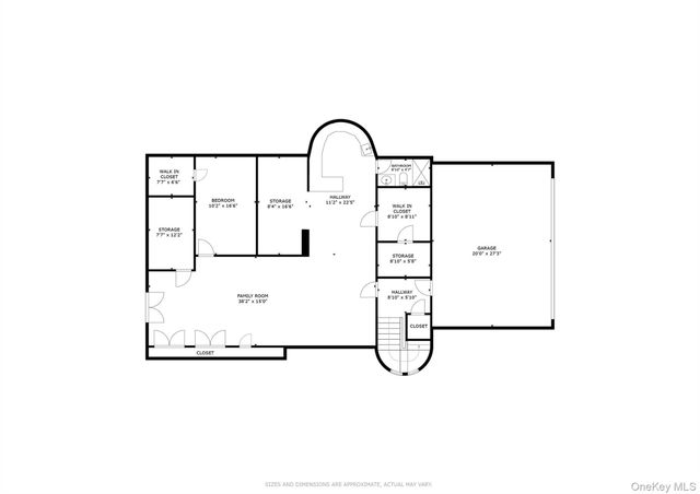 2 Greenwood Lane, Woodbury, NY 11797