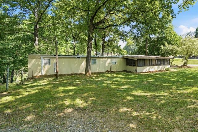 114 Oakcrest Circle, Canton, GA 30115