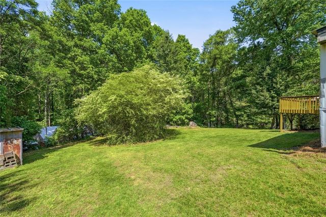 114 Oakcrest Circle, Canton, GA 30115