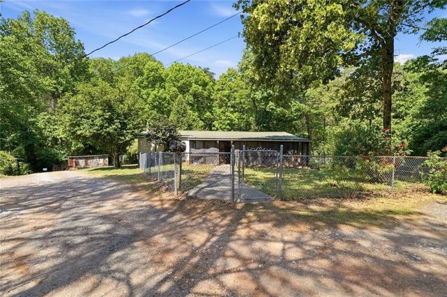 114 Oakcrest Circle, Canton, GA 30115