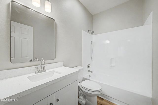 2434 E CATHEDRAL ROCK Drive, Phoenix, AZ 85048