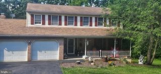 5 WHITE OAK DR, Fleetwood, PA 19522