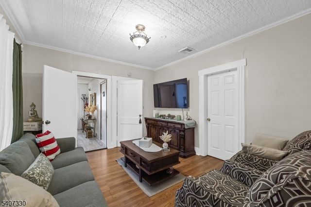 119 Halstead Ave, Wallington Boro, NJ 07057