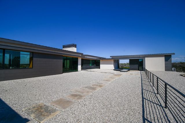 5081 Hwy 173, Center Point, TX 78010