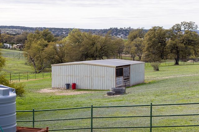 5081 Hwy 173, Center Point, TX 78010