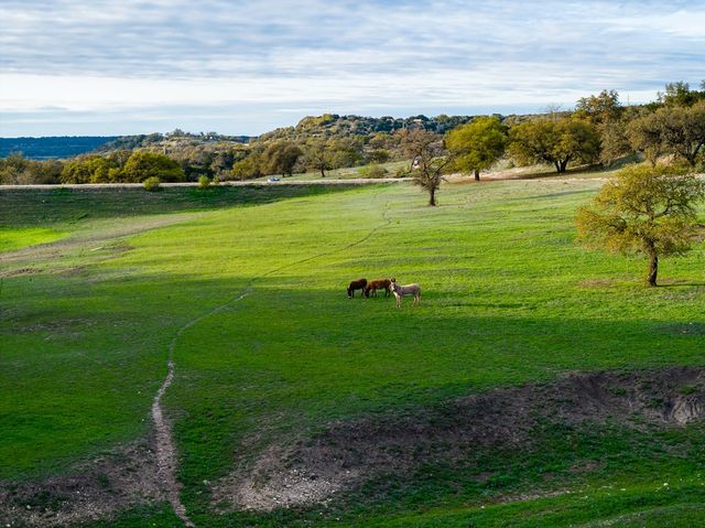 5081 Hwy 173, Center Point, TX 78010
