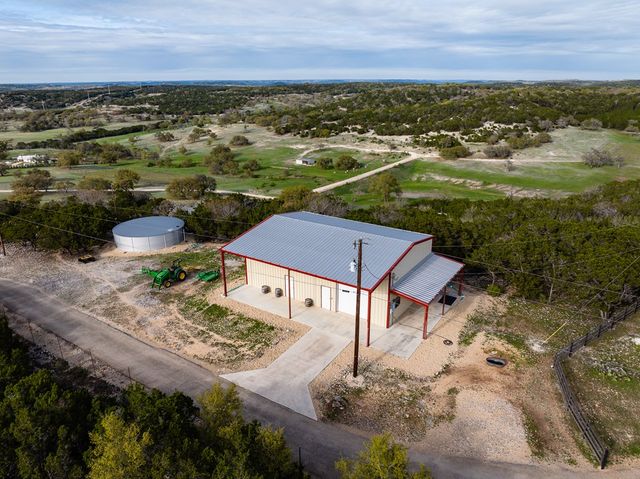 5081 Hwy 173, Center Point, TX 78010