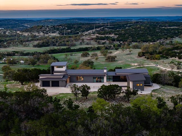 5081 Hwy 173, Center Point, TX 78010