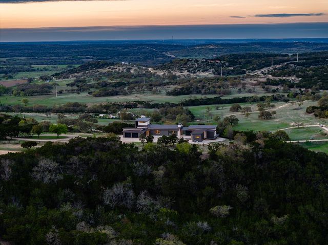 5081 Hwy 173, Center Point, TX 78010