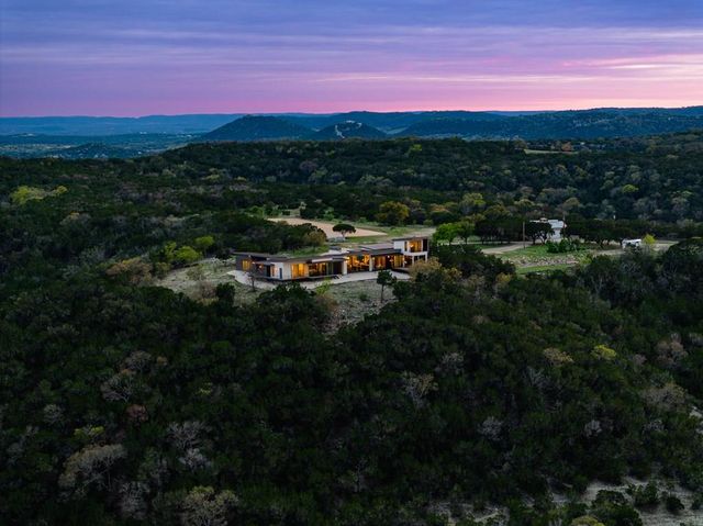 5081 Hwy 173, Center Point, TX 78010