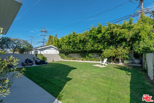 8308 Mcconnell Avenue, Los Angeles, CA 90045